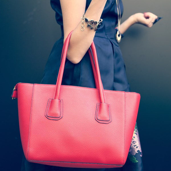 Tips To Spot A Fake Designer Handbag | REVOIR Fashion Blog Post – Revoir